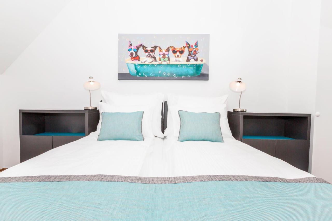 Simtown Suite Apartments เวียนนา ภายนอก รูปภาพ